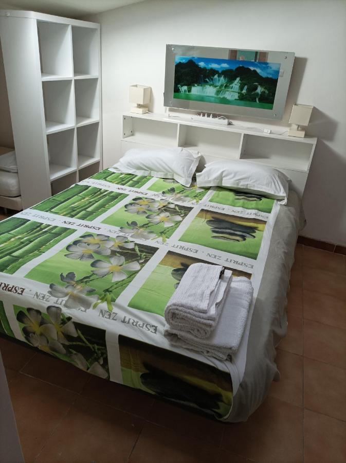 Appartement Pillement 3-T2 avec garage privé optionnel-Centre historique et plages à 21km ! à Pézenas Extérieur photo